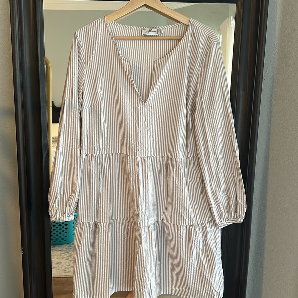 Beige and white stripe vineyard vines dress